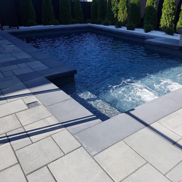 Inground pool construction Laval