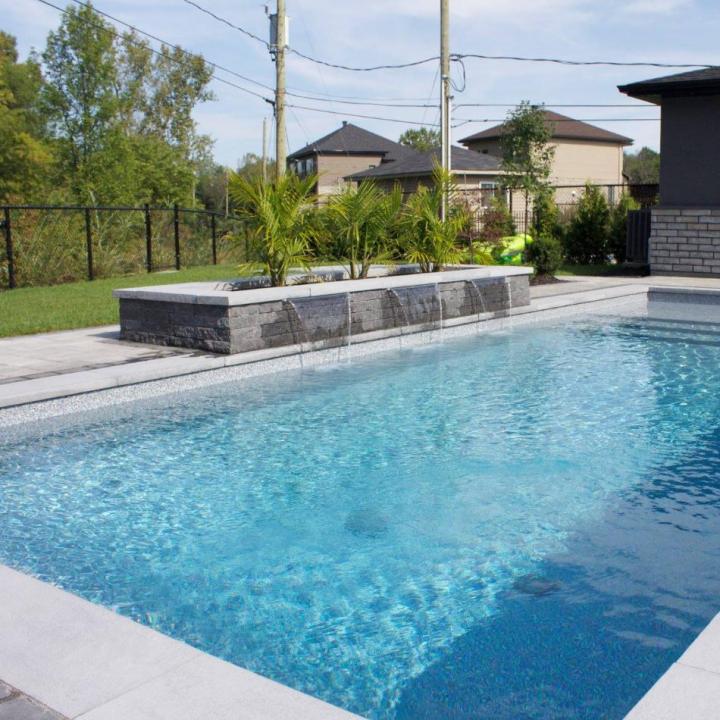 Inground pool installation Laval