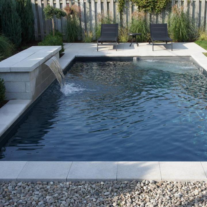 Pool opening and closing service Laval