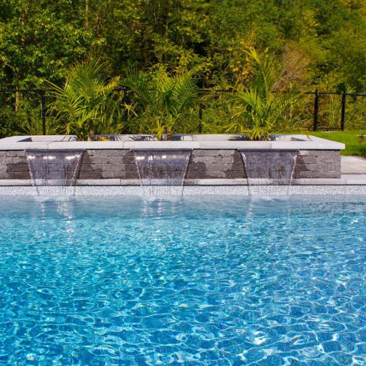 Inground pool construction Laval